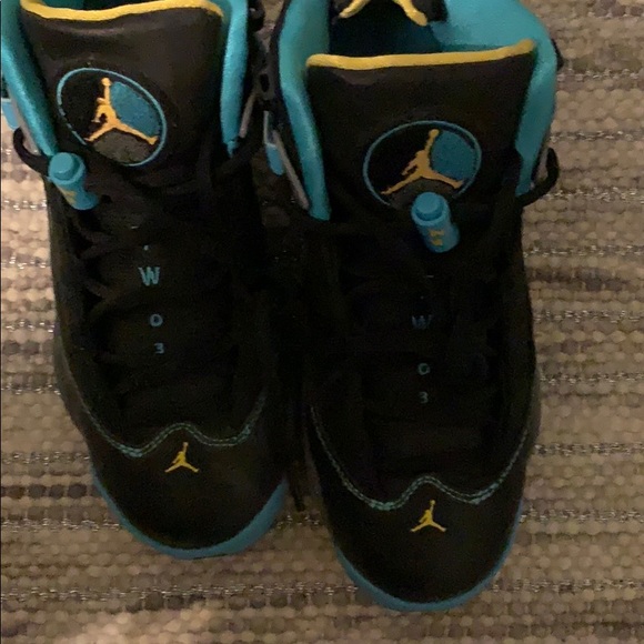 Two pairs of Jordan six rings - Picture 3 of 4